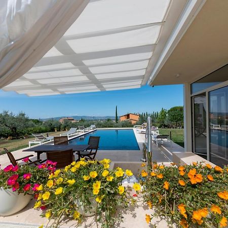 Giuliveto Bed And Breakfast Foligno Exterior foto